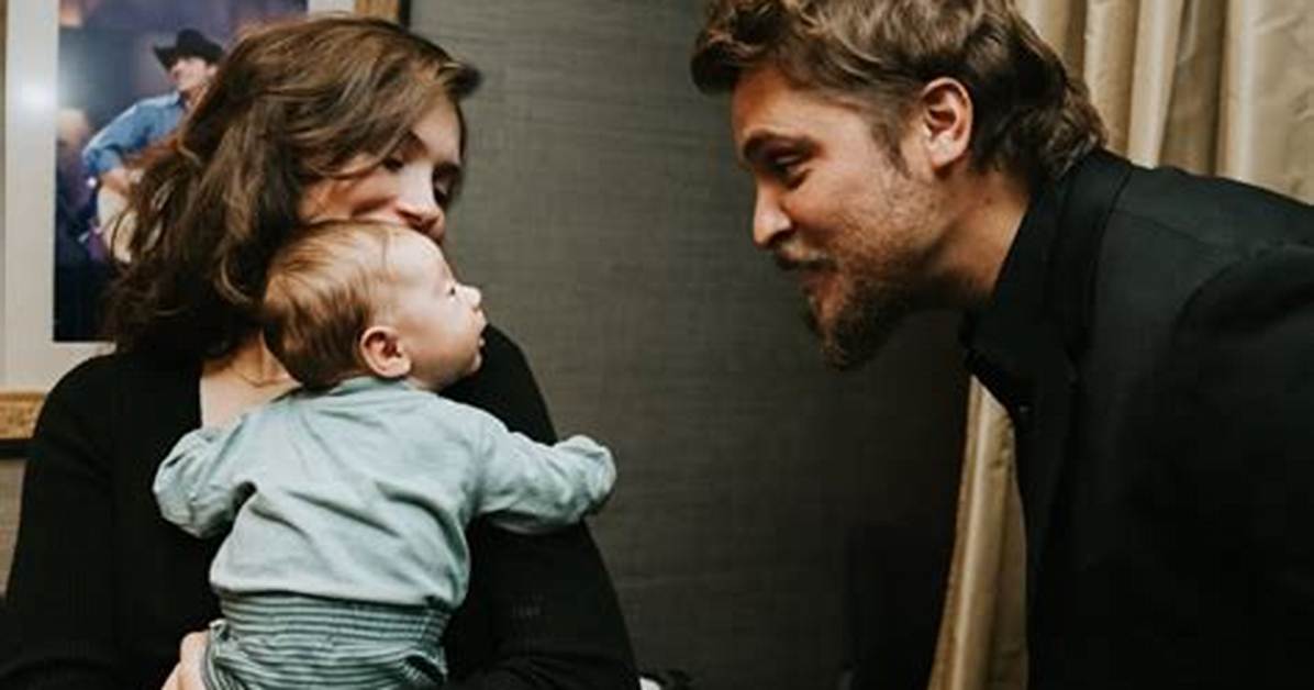 Meet Luke Grimes Kids with His