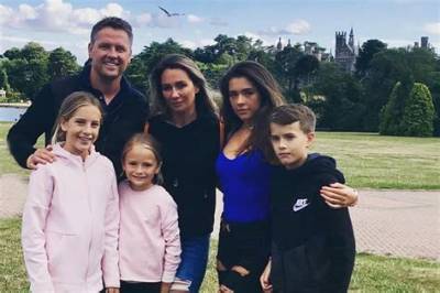 Meet Michael Owen’s Four Kids – Jessica, Gemma Rose, Emily May, and James Michael Owen with Wife Louise Bonsall