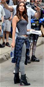 Megan Fox Body Shape: a Comprehensive Guide to Her Iconic Figure and Journey