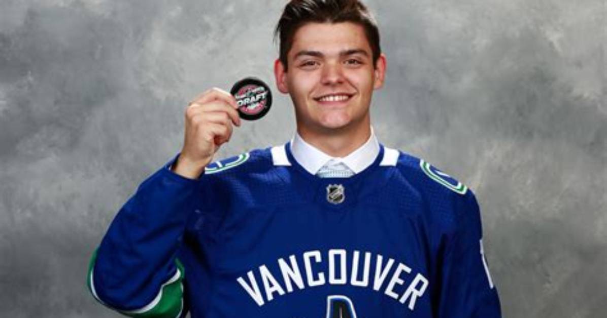 Michael Dipietro Height, Weight, Net Worth, Age, Birthday, Wikipedia, Who, Nationality, Biography
