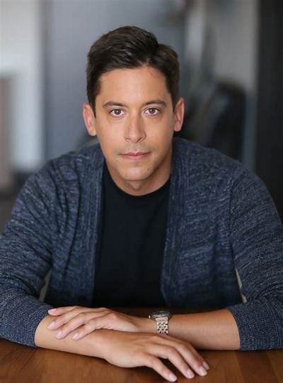 Michael J. Knowles Net Worth, Income, Salary, Earnings, Biography