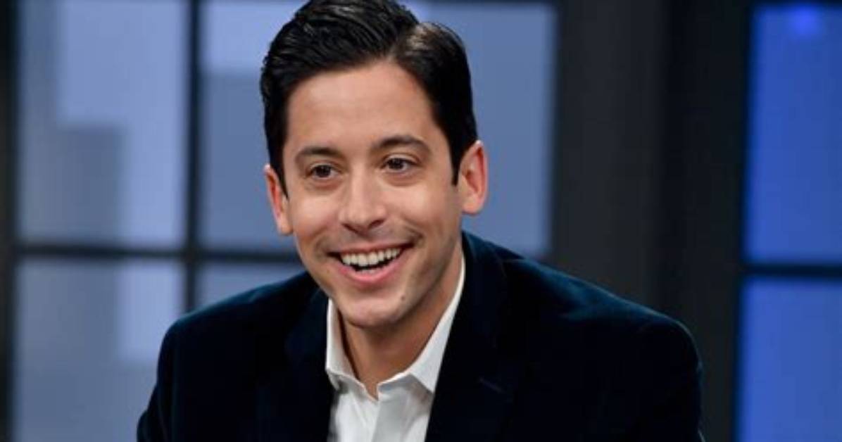 Michael J Knowles Net Worth