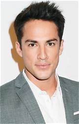 Michael Trevino Height, Weight, Net Worth, Age, Birthday, Wikipedia, Who, Nationality, Biography