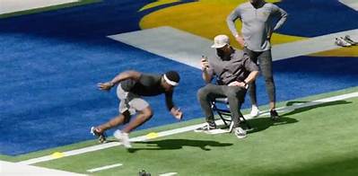 Michael Vick 40-Yard Dash: Fastest Time & Details