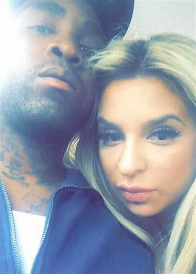 Mike Jones Wife: Is Mike Jones Married?