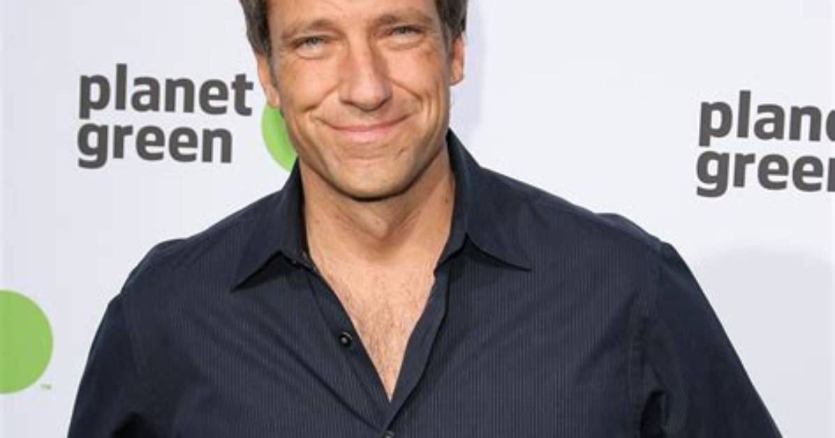 Mike Rowe Born