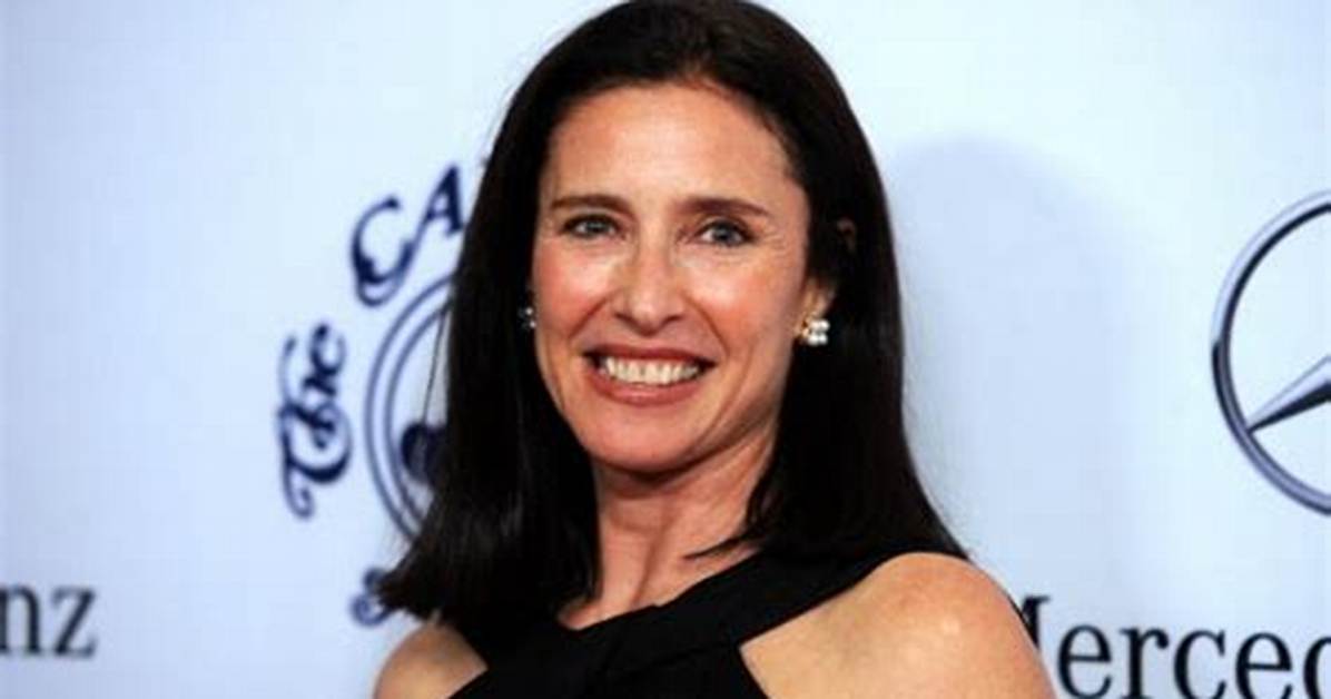 Mimi Rogers Net Worth