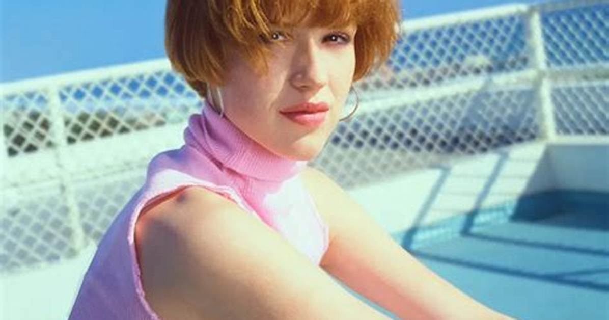 Molly Ringwald Bikini: a Dive into Her Iconic Style and Journey