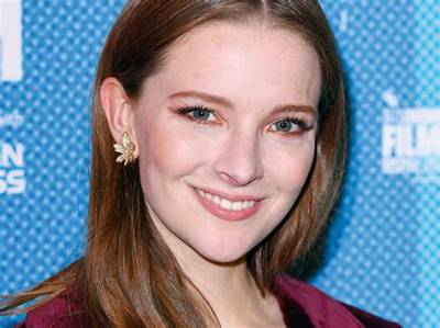 Morfydd Clark: Rising Star in Film & Tv