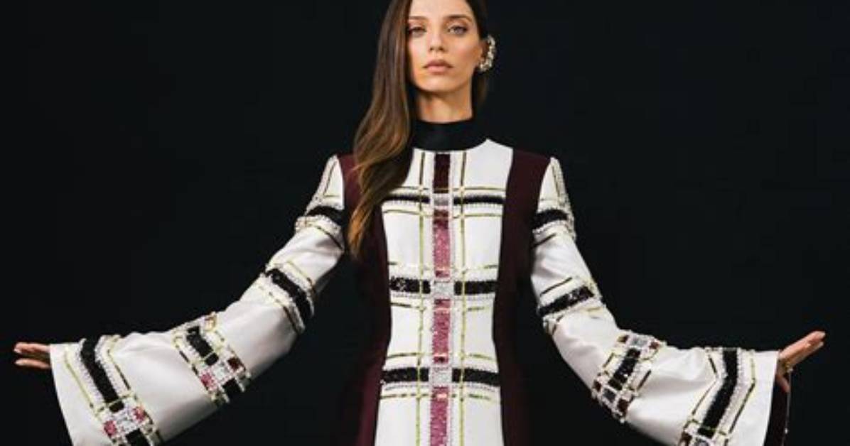 Naked Truth of Angela Sarafyan: Aka Clementine on Westworld