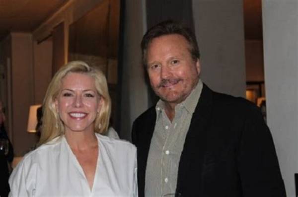Narvel Blackstock and Laura Stroud's Enigma