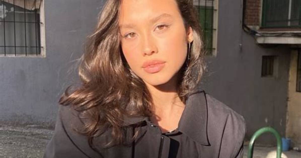 Natalia Azahara's Age: Unlocking Insights and Surprises