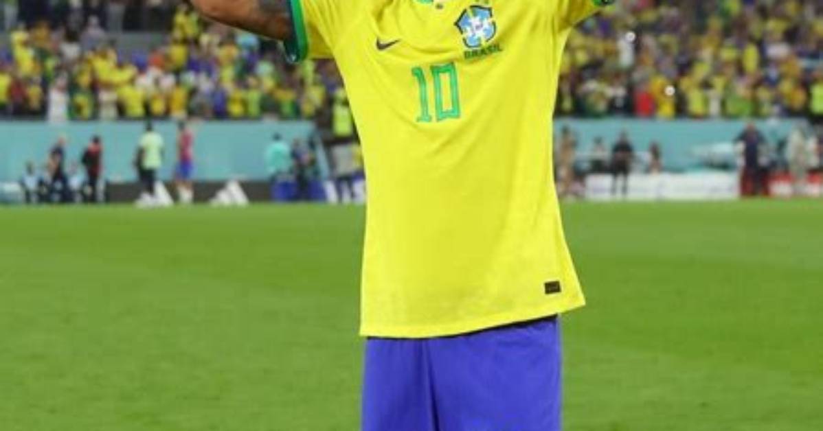 Neymar Height Weight Body Measurements