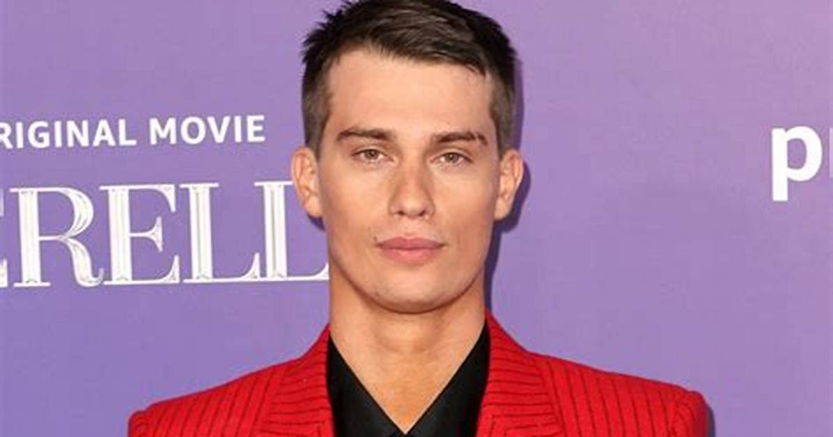 Nicholas Galitzine Age Wikipedia, Biography Net Worth, Partner, Height