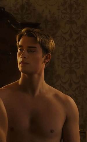 Nicholas Galitzine Shirtless: a Closer Look at the Rising Star's Charisma and Talent