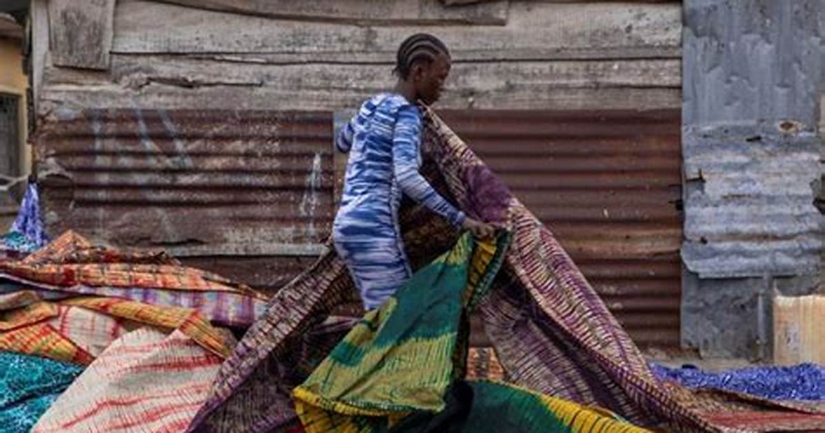 Nigeria S Dyed Cloth Traders Feel Heat From