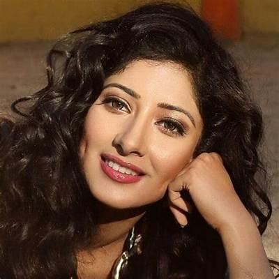 Niharica Raizada Height, Weight, Net Worth, Age, Birthday, Wikipedia, Who, Instagram, Biography
