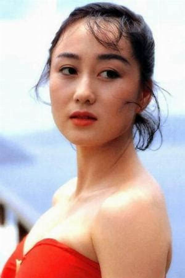 Nina Li Chi: a Rising Star in the Entertainment Industry