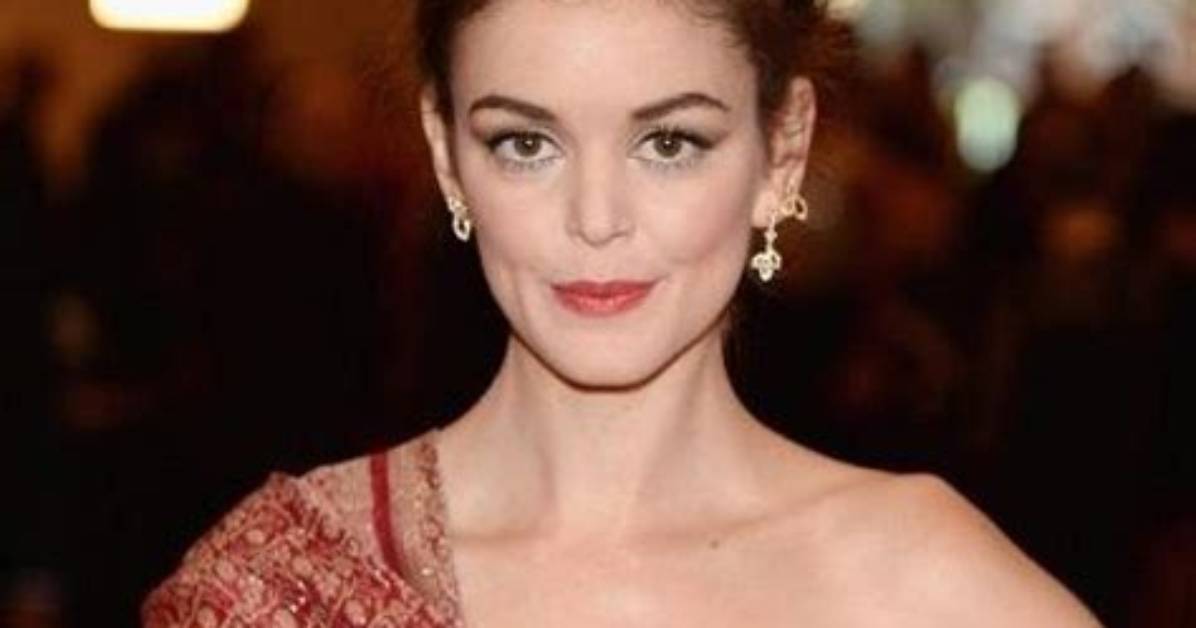 Nora Zehetner Biography Facts