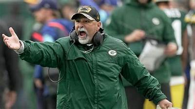 Packers Coordinator Rich Bisaccia Has Three Daughters and One Son