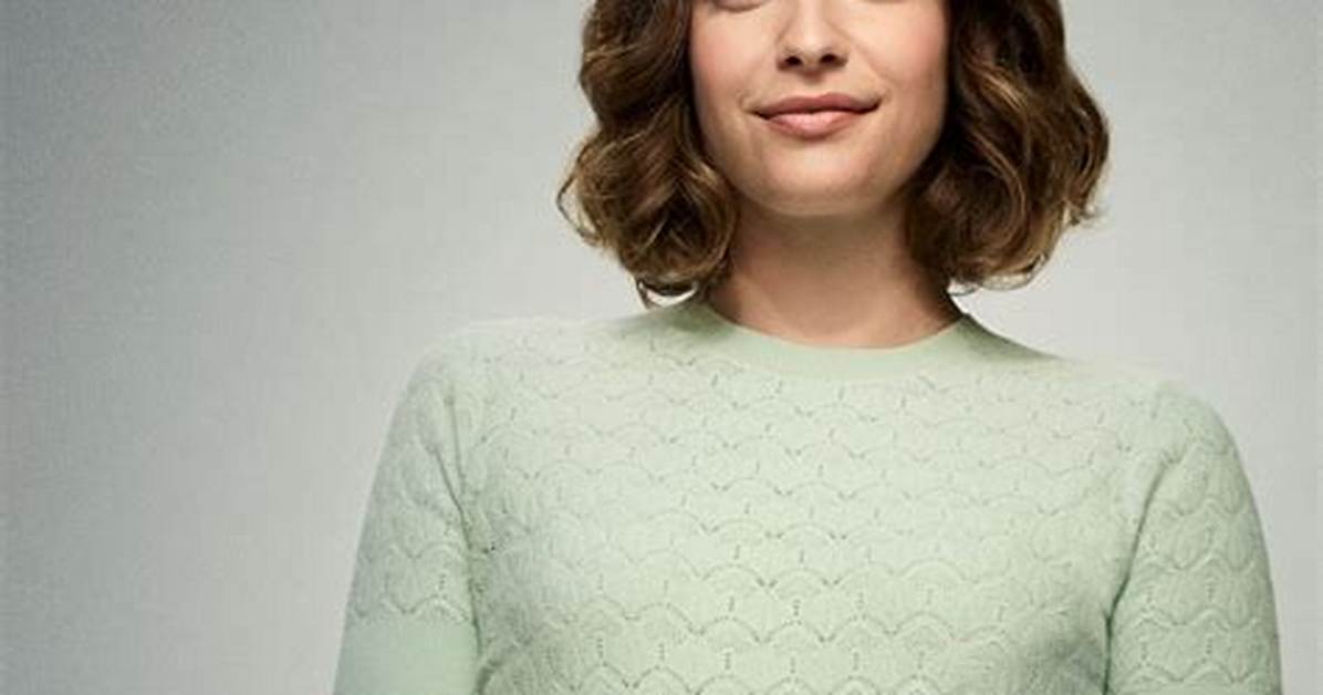 Paige Spara Actress Bio Wiki Age Partner Movies and Net