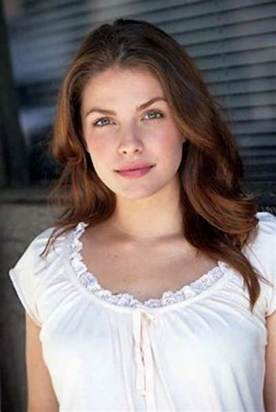Paige Spara Bio: Age, Height, Measurements, Boyfriend and Hot Photos