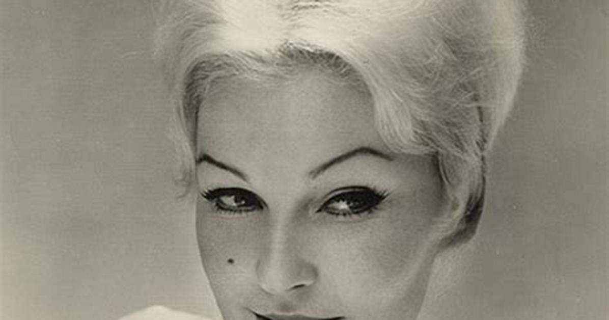Pamela Curran Net