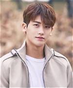 Park Hyung-Sik Biography, Age, Height, Wife, Net Worth, Family ·