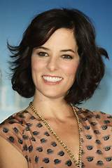 Parker Posey: Dating, Net Worth, Tattoos, Smoking & Body Measurements