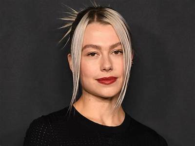 Phoebe Robb Height, Weight, Net Worth, Age, Birthday, Wikipedia, Who, Nationality, Biography