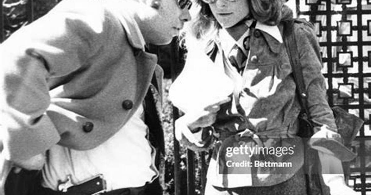 Pictures Who Was Bobbie Arnstein Wikipedia and Net Worth of Playboy Mansion Hugh