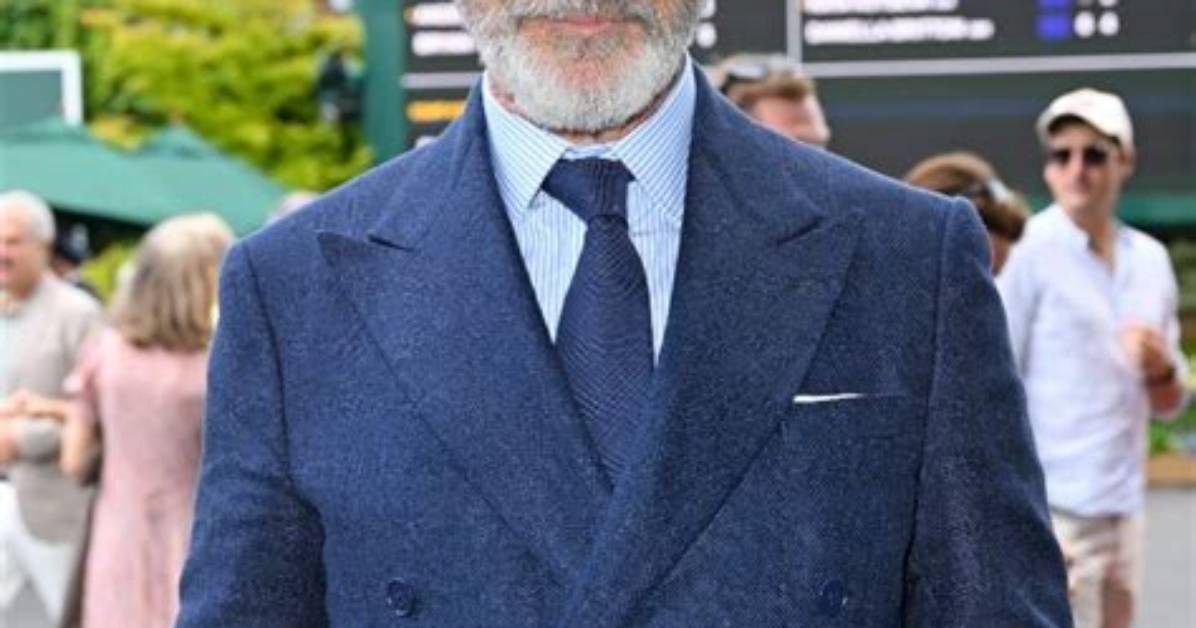 Pierce Brosnan Net