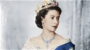 Queen Egirl Age: Unveiling the Reign of Digital Royalty