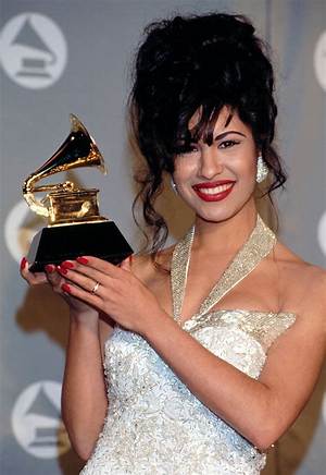 Queen of Tejano: Selena, the Mexican-American Music Icon