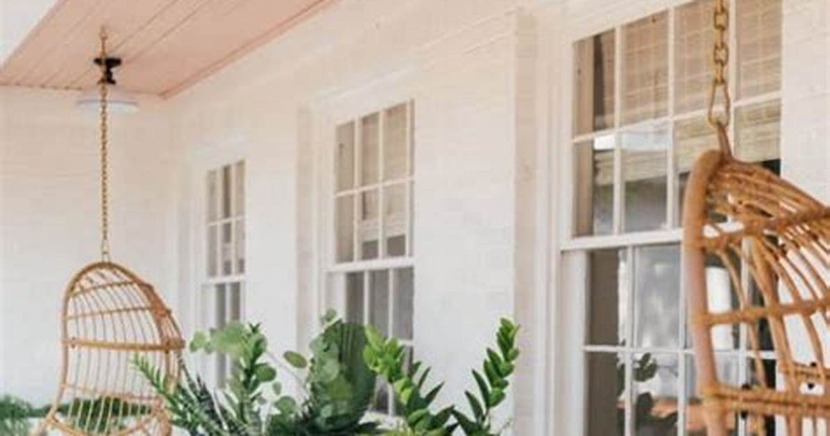 Quick and Easy Ways to Paint Porch Rails