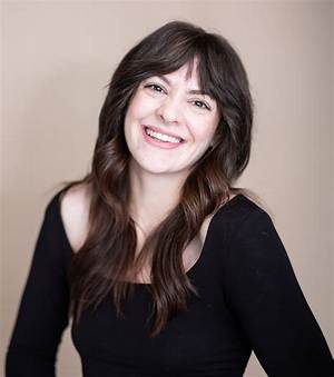 Rachael Weiz: a Multifaceted Talent in the World of Entertainment