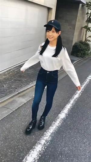 Rara Kudou Girl: the Rising Star in the Entertainment World