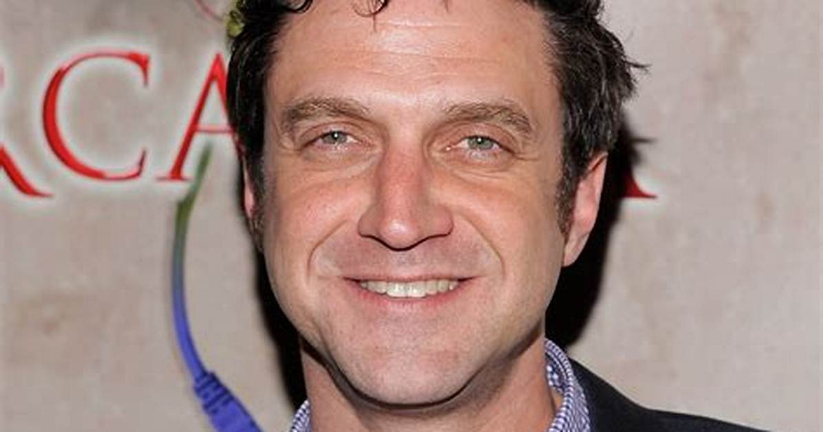Raul Esparza
