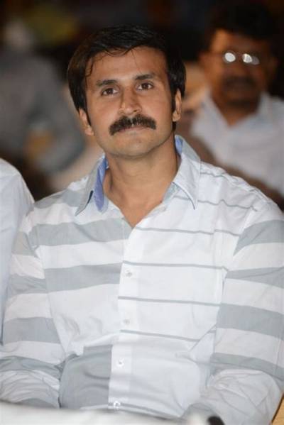 Ravi Prakash – Biography, Facts & Life Story