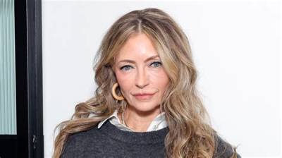 Rebecca Gayheart: a Star's Journey Through Life and Career