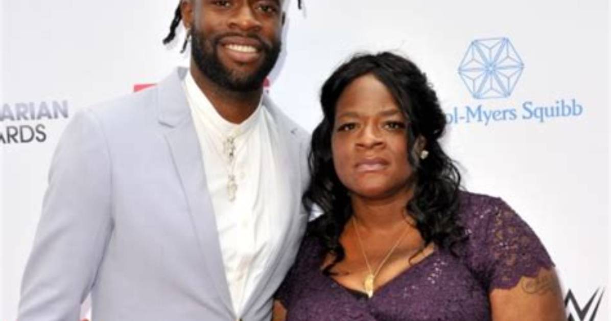 Reggie Bullock Age Wiki Biography Wife Children Salary Net