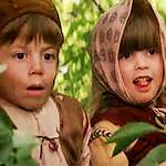Remember Mims and Ranon from Willow (1998)? Here Is Where the Actors Are Now