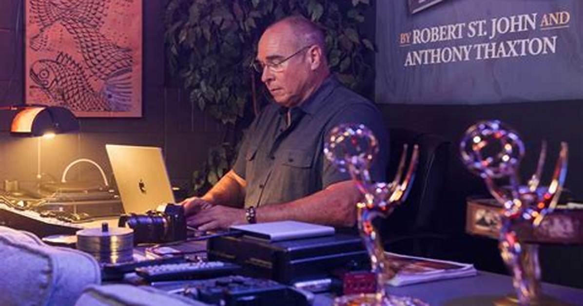 Robert St John Net