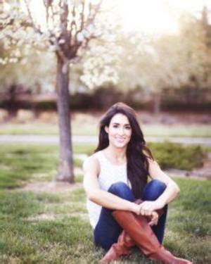 Romi Bean Married: a Deep Dive into the Life of the Celebrated Sports Anchor