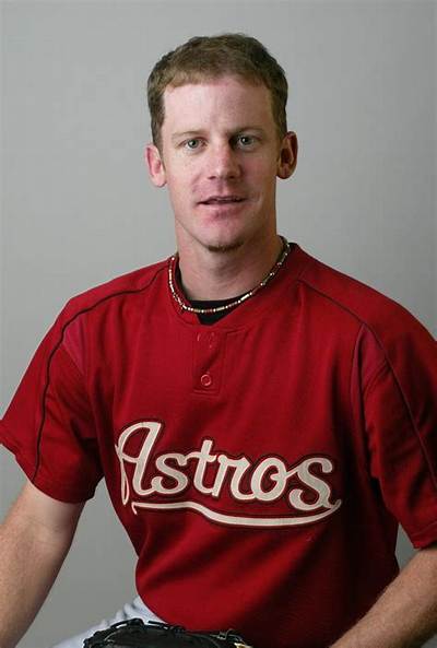 Roy Oswalt Bio, Wiki, Age, Height, Wife, Son, Family, Astros, Stats, Hall of Fame and Net Worth