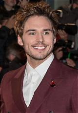 Sam Claflin Net Worth: Details About Car, Tv, Shows, Age, And, Wife, Movies - Sarkariresult