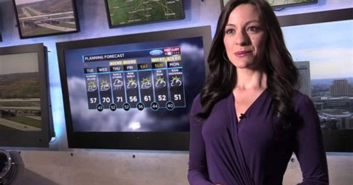 Samantha Roberts Woio Meteorologist Biography Wiki Age Height Parents Married Salary Net