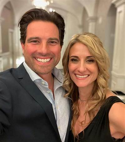 Scott Mcgillivray’s Wife, Sabrina Mcgillivray Biography: Husband, Age, Children, Net Worth, Instagram, Height