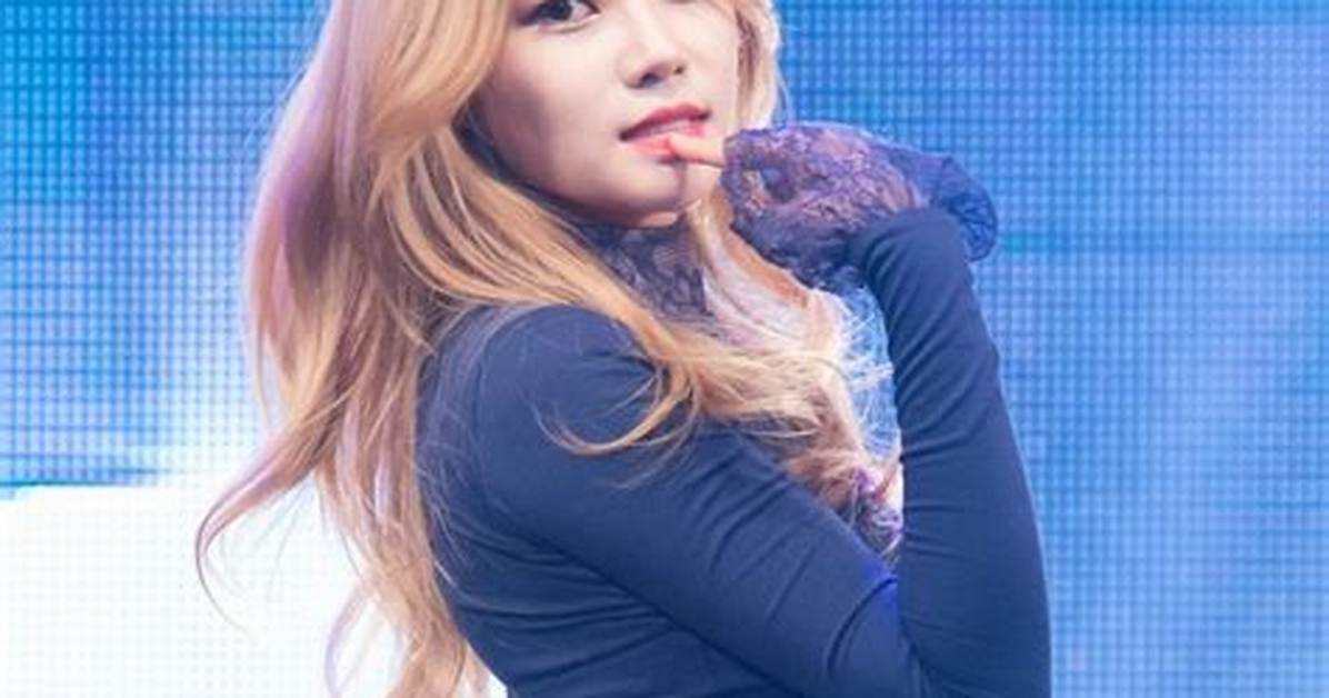 Seo Yu Na Yuna Aoa Singer Age Profile Wiki Bio Height Weight Boyfriend Net Worth And