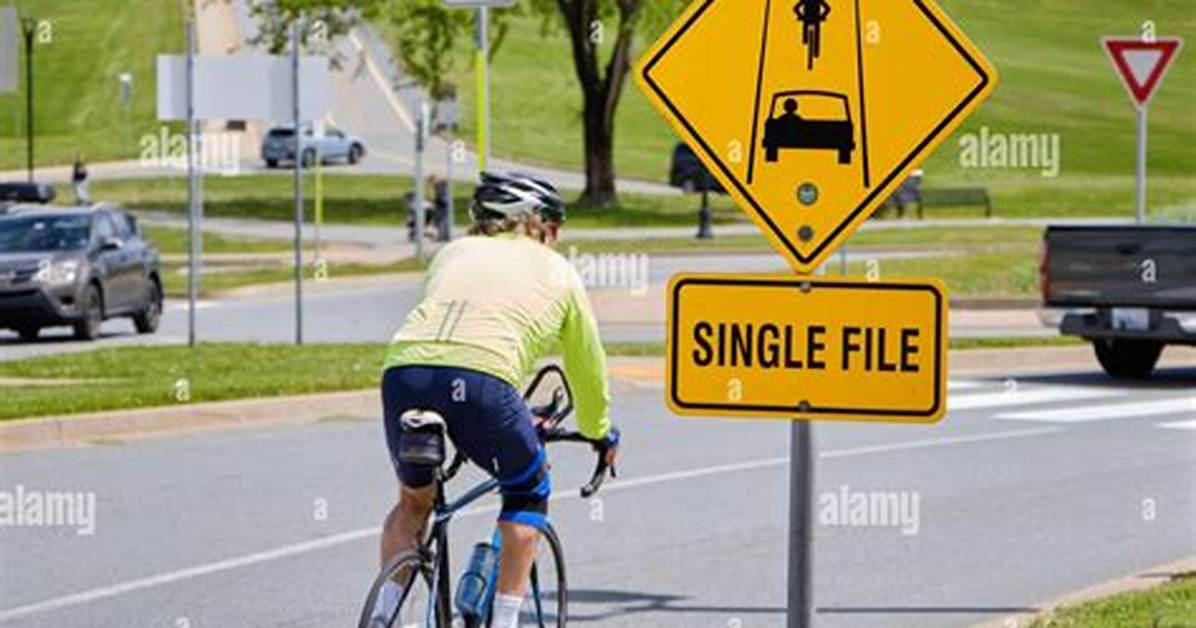 Should Cyclists Be in Single File?